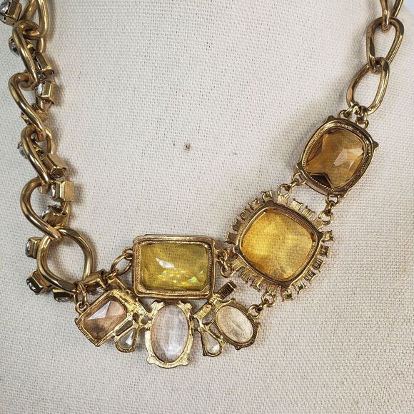 Vintage Talbot Gold Tone Cut Crystal & Resin Statement Necklace - Picture 12 of 12
